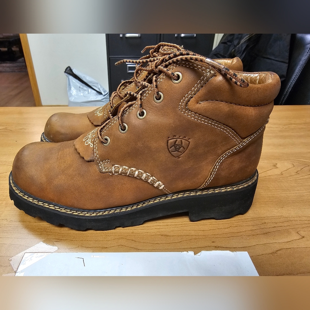 Ariat Women's Chestnut Lace-Up Boots - Picture 5 of 9